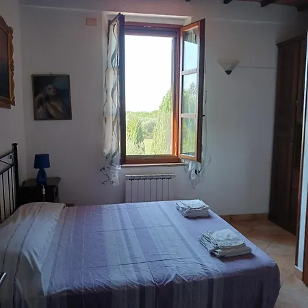 Leccino E Moraiolo Montecchio